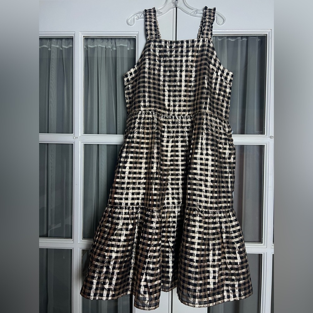 🌟SALE🌟.  Crewcut black/gold shimmer girls holiday dress Size 12.